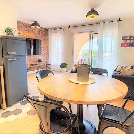 Apartment Charmant T2 Refait A Neuf